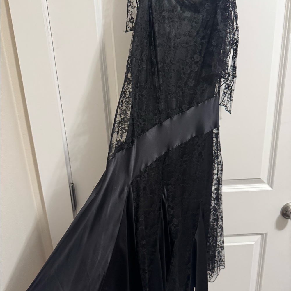 Laundry by Shelli Segal Black Lace Dress